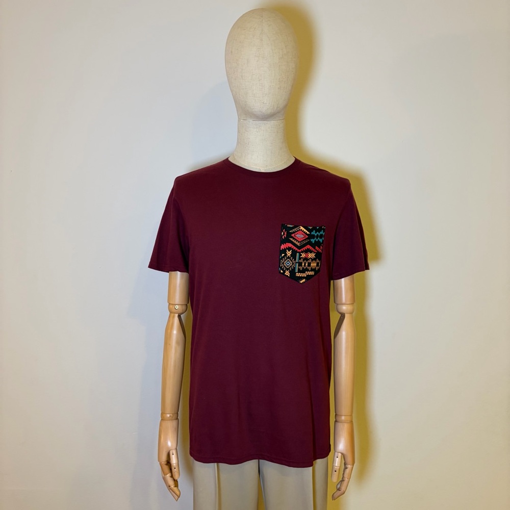 Empyre Men’s Burgundy Pocket T-Shirt - Size M - NWT